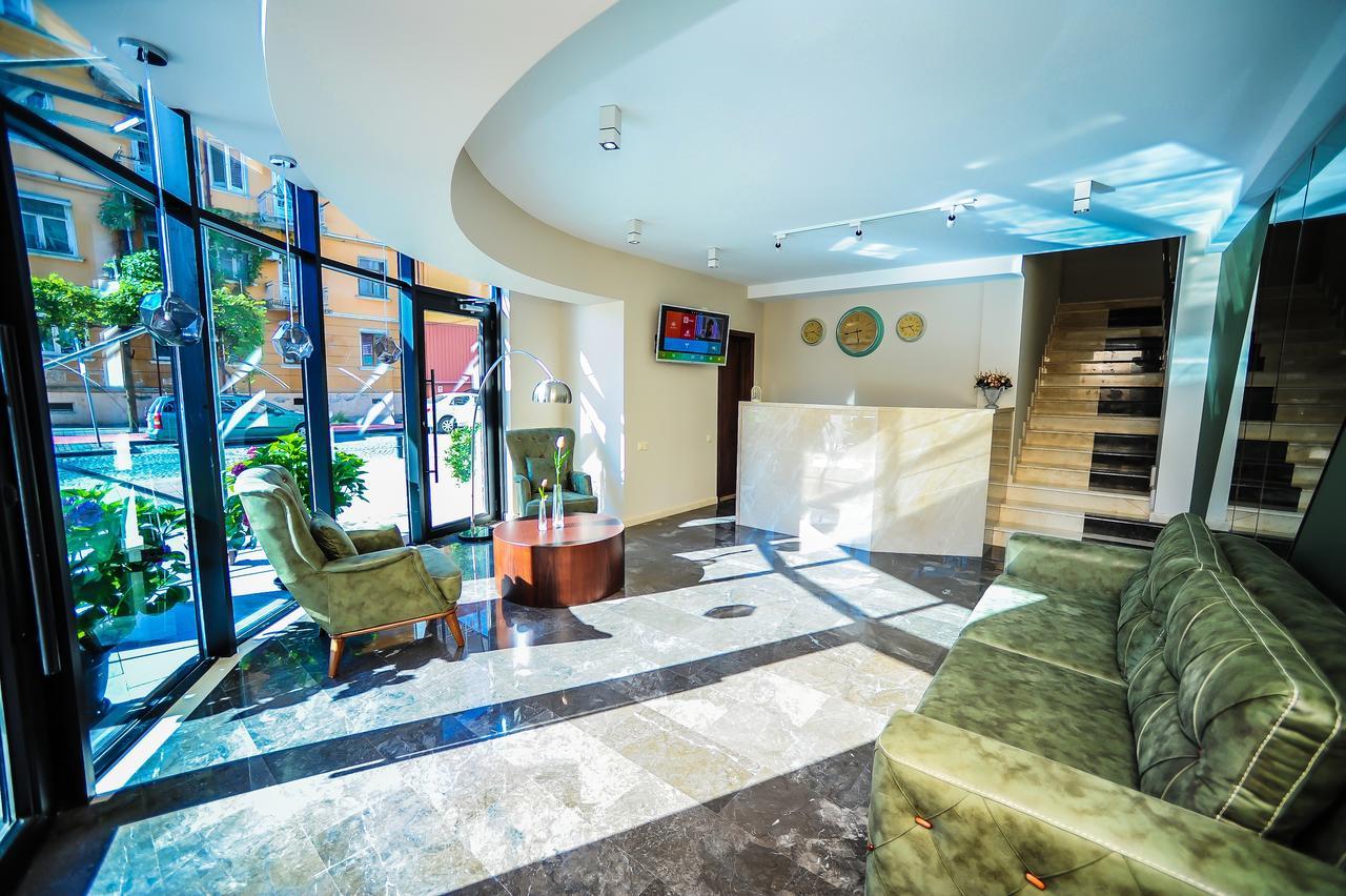 Hills Batumi Hotel Exterior photo